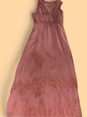 Vintage Dusty Rose Maxi Dress with Lace Trim